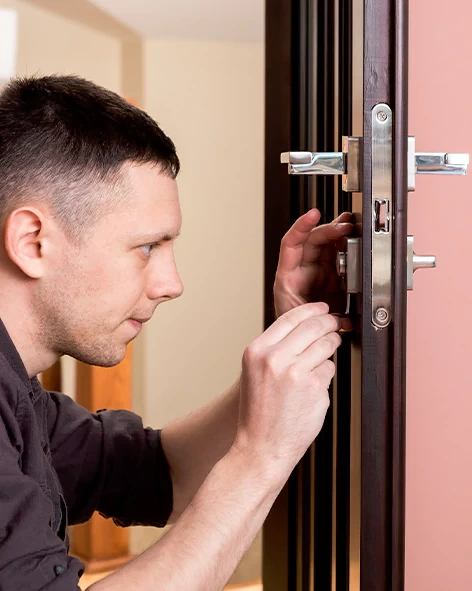: Professional Locksmith For Commercial And Residential Locksmith Services in Oak Park, CA