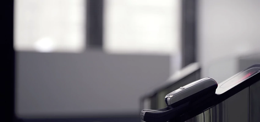 Commercial Automatic Door Locks Repair in Oak Park, CA