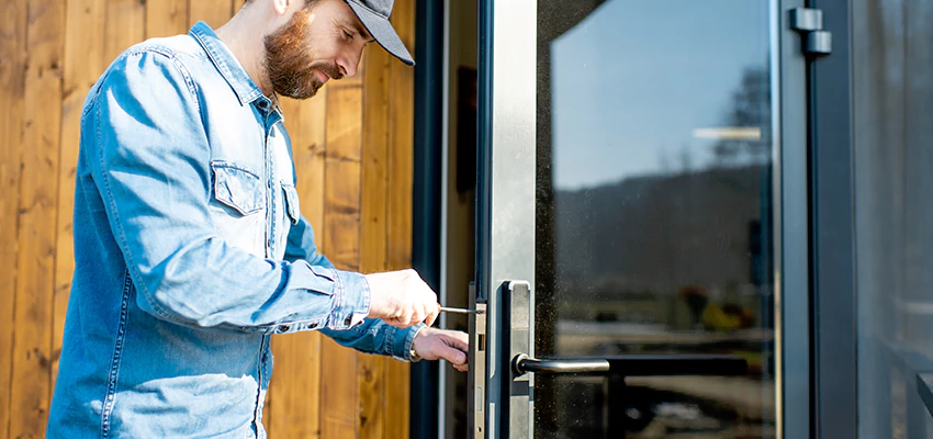 Frameless Glass Storefront Door Locks Replacement in Oak Park, CA