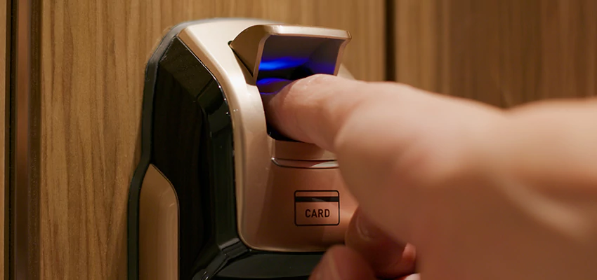 Fingerprint Door Locks Replacement in Oak Park, CA