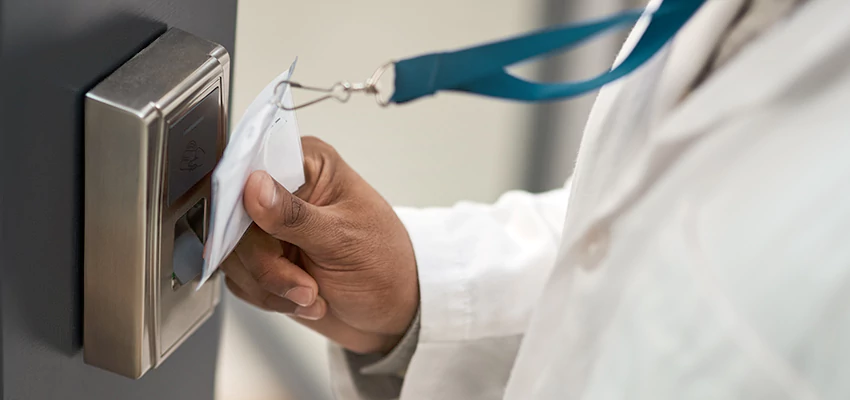 Commercial Locksmith For Rekey in Oak Park, CA