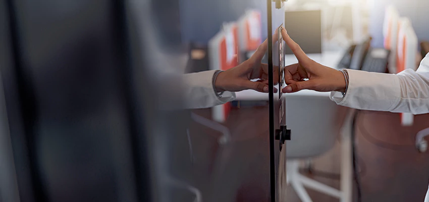 Property Management Locksmith For Key Programming in Oak Park, CA